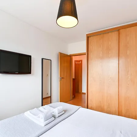 Prelada With Garage 2 By Su E Luis * Porto