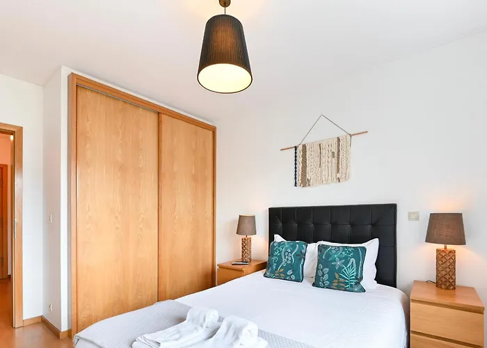 Prelada With Garage 2 By Su E Luis Apartment