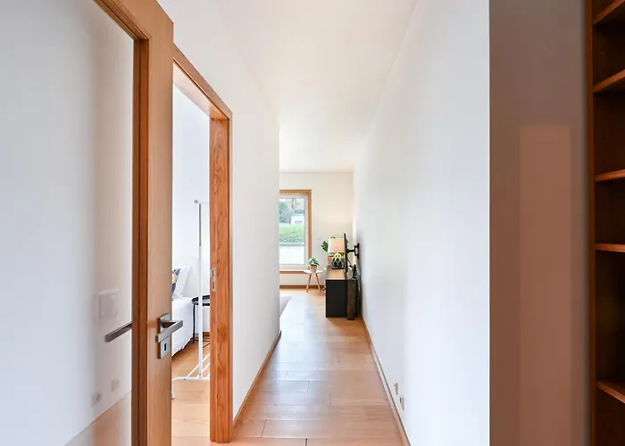 Prelada With Garage 2 By Su E Luis Apartman