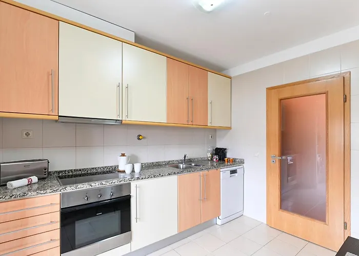 Prelada With Garage 2 By Su E Luis Apartman *